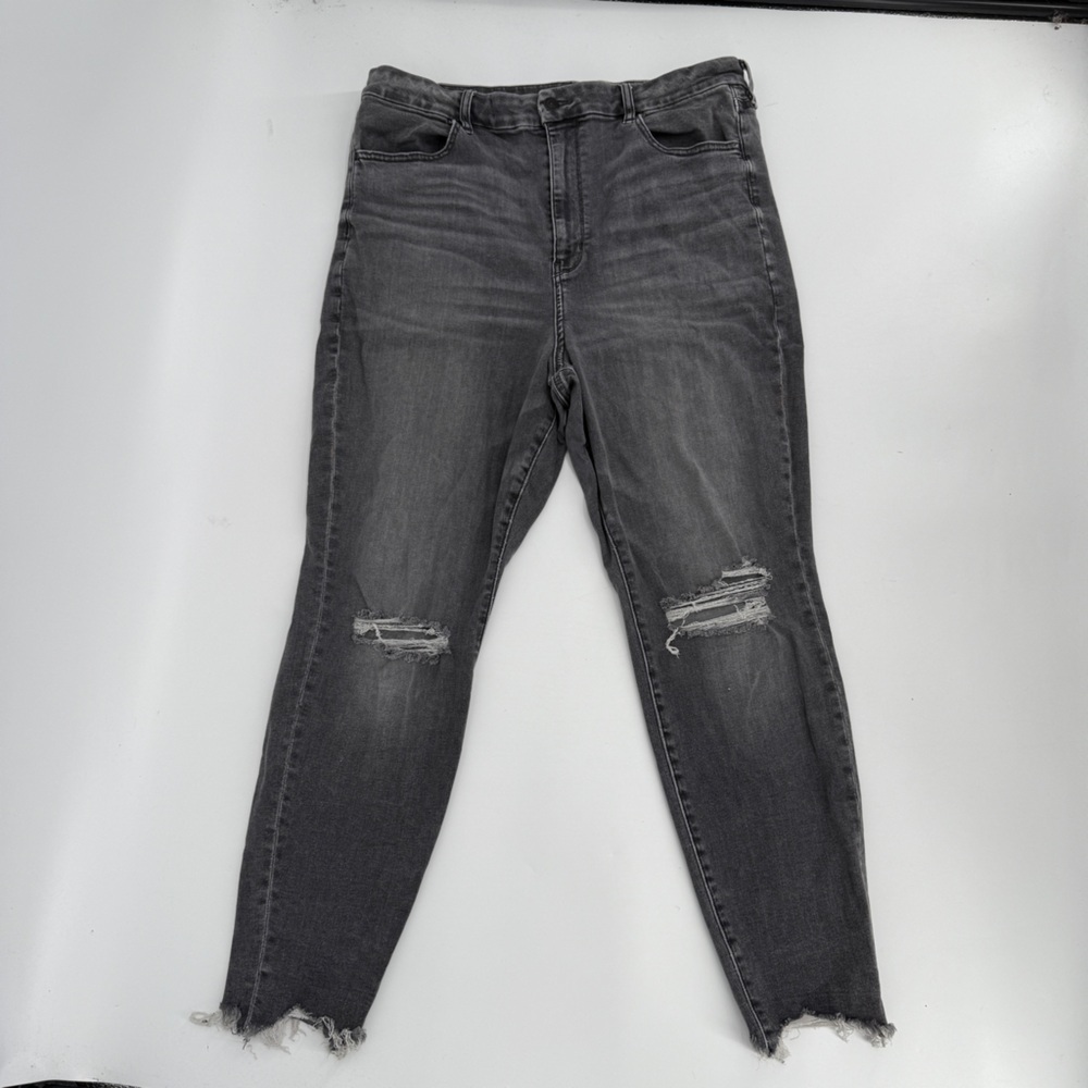 American Eagle Outfitters Charcoal Distressed Skinny Jeans Size 18 Short Women’s